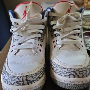 Jordan Kids White and Blue Patterned Sneakers